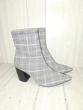 Jeffrey Campbell Sport Fabric Plaid Side Zip Pointed Toe Ankle Boots size 8